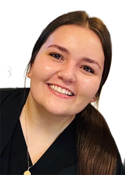 Dental assistant Alejandra